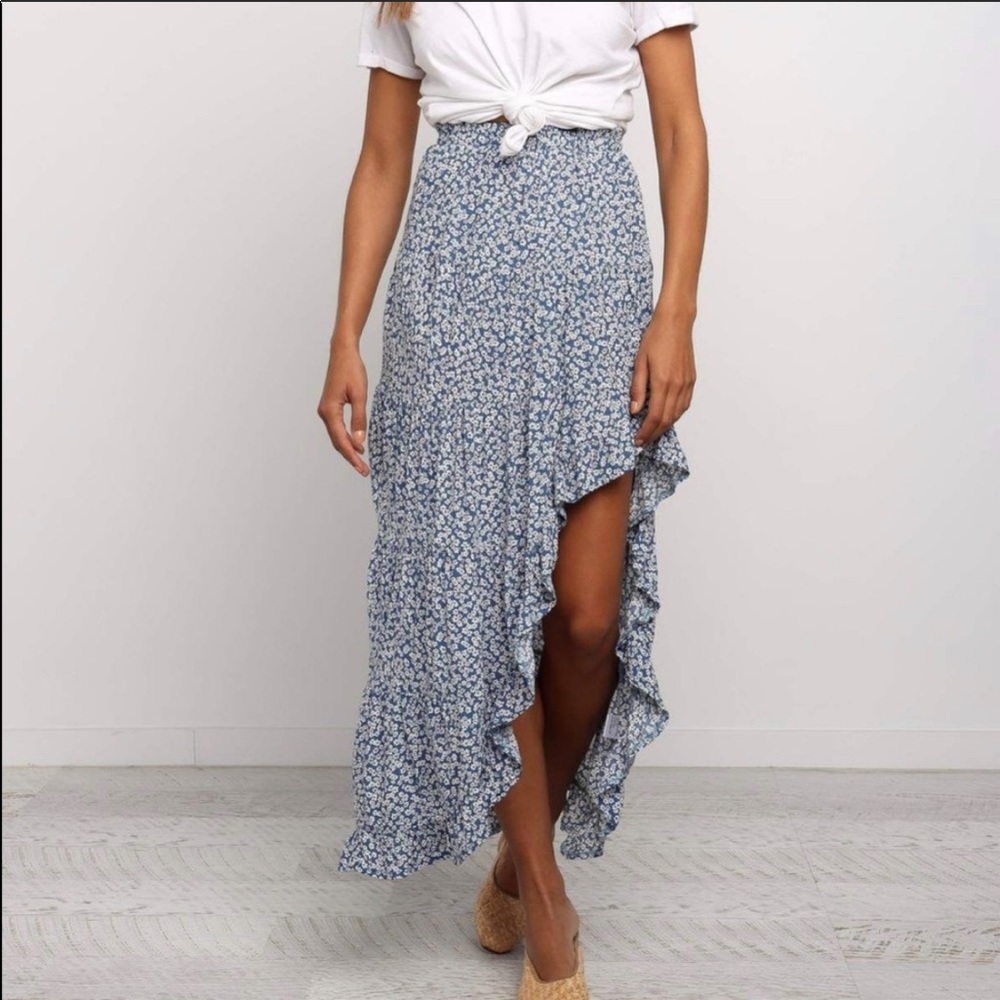 Petal and Pup Skirt Blue Floral Sz 6